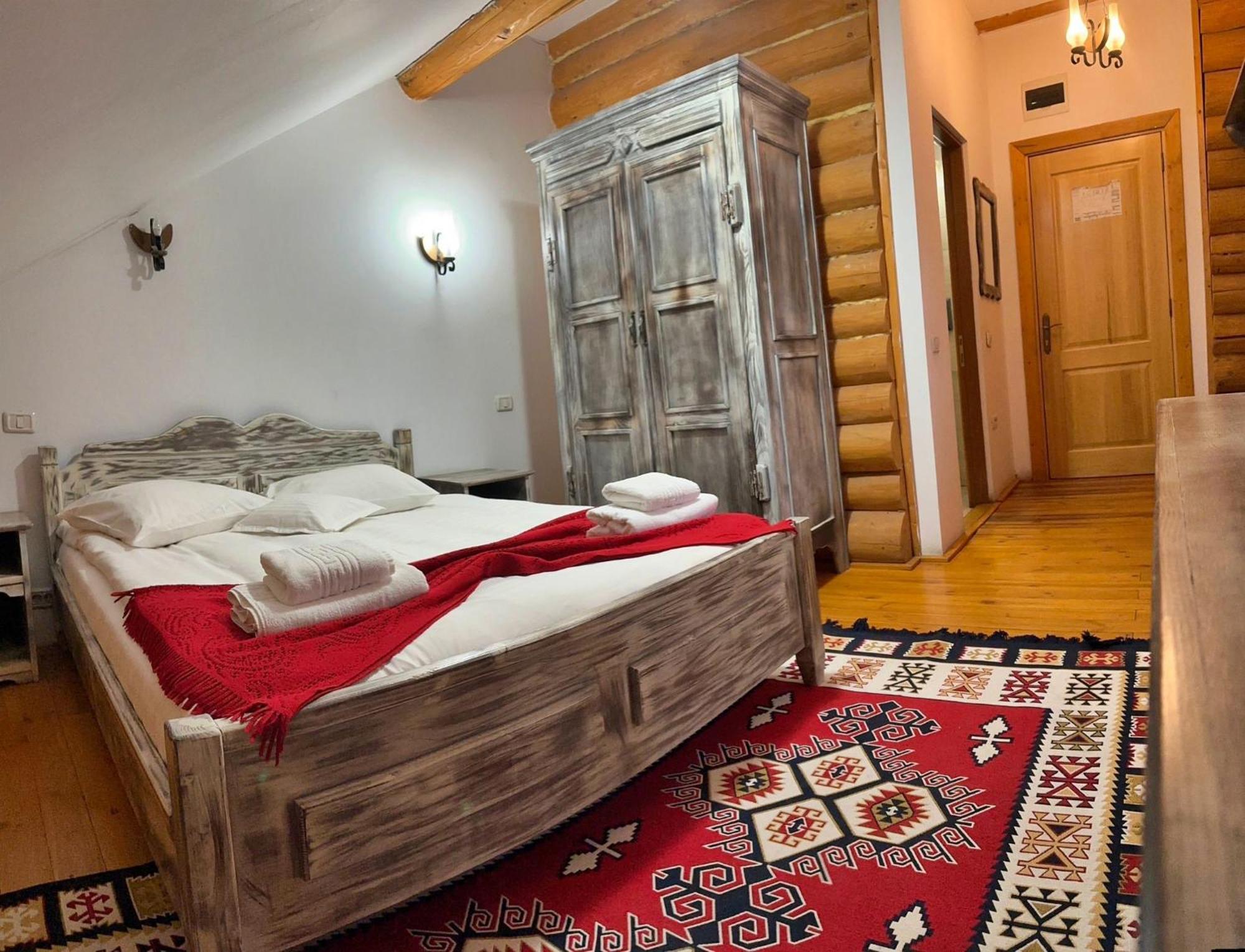 Domeniul Haiducilor Bucovina Suceava Exterior photo